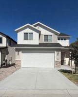 featured image of 842 W Wellington Ave