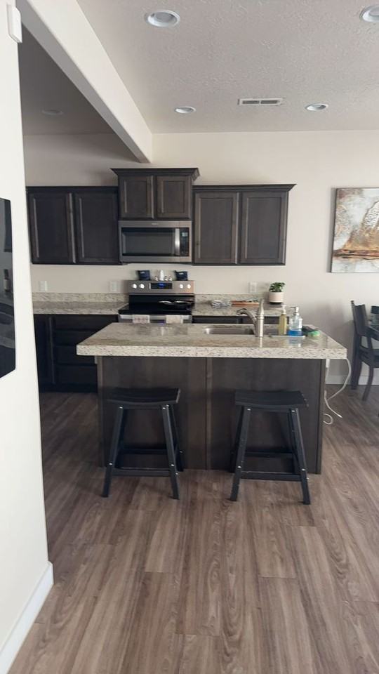 842 W Wellington Ave - Photo 4 of 22