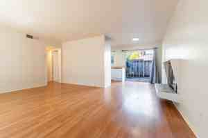 featured image of 1 Arkwright Ct