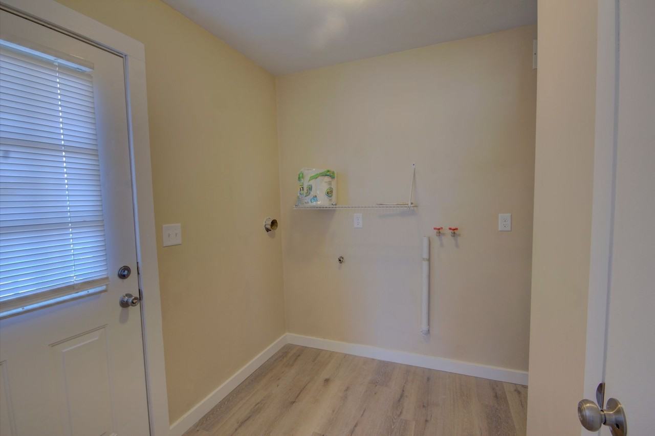200 E 9th Avenue - Photo 2 of 16