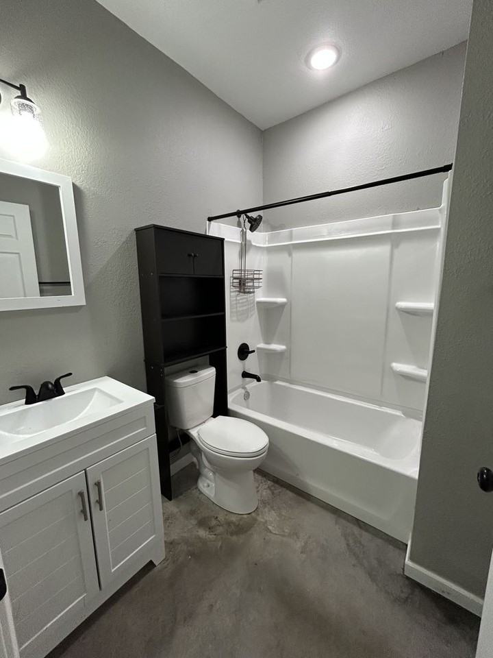 308 W Forest St - Photo 6 of 14