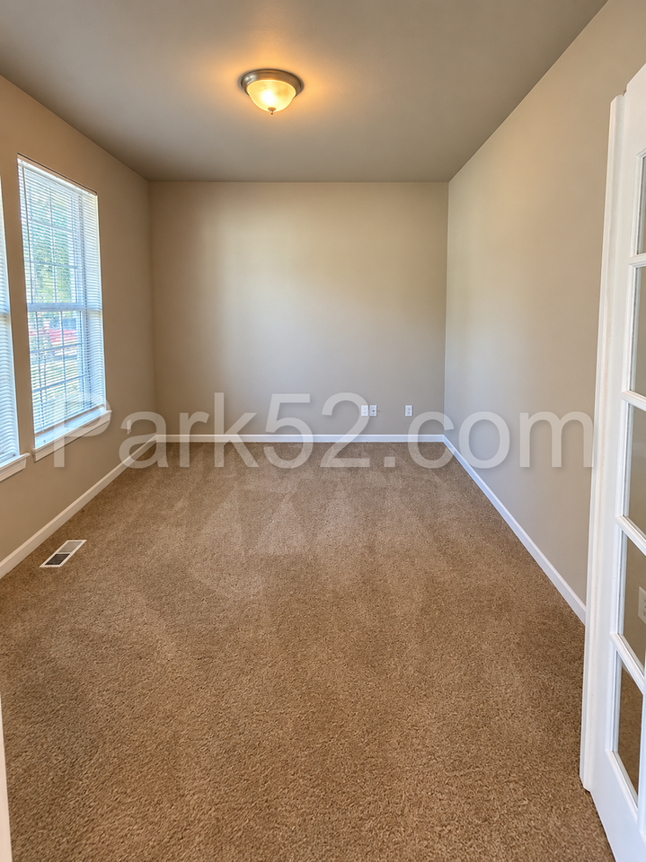18608 111th Avenue Ct E - Photo 4 of 41