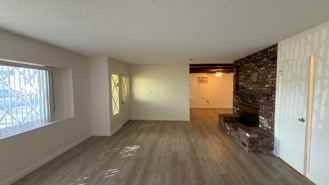 322Elec - Photo 1 of 1