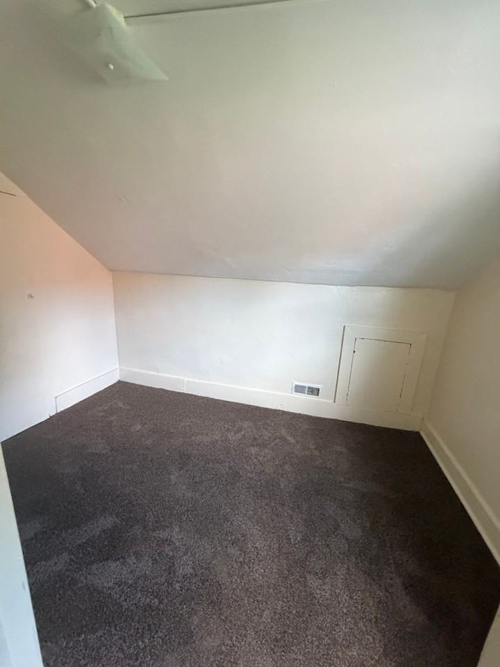 235 Westwood Ave - Photo 7 of 9