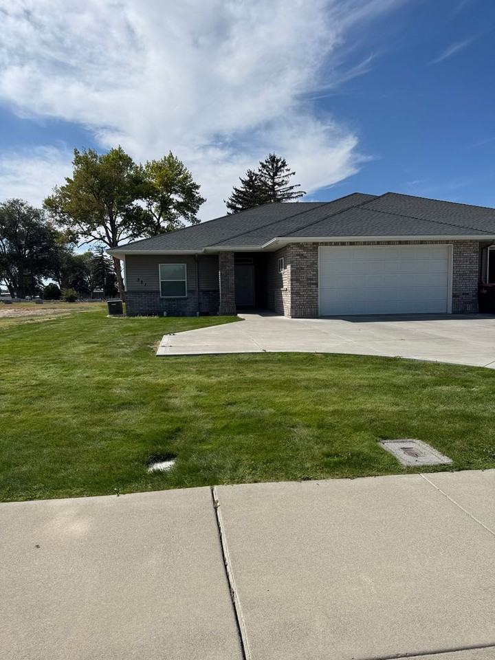 321 Aspenwood Dr