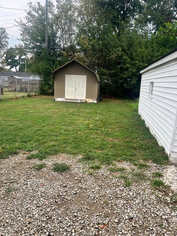 1015 W Indian Trl - Photo 5 of 28