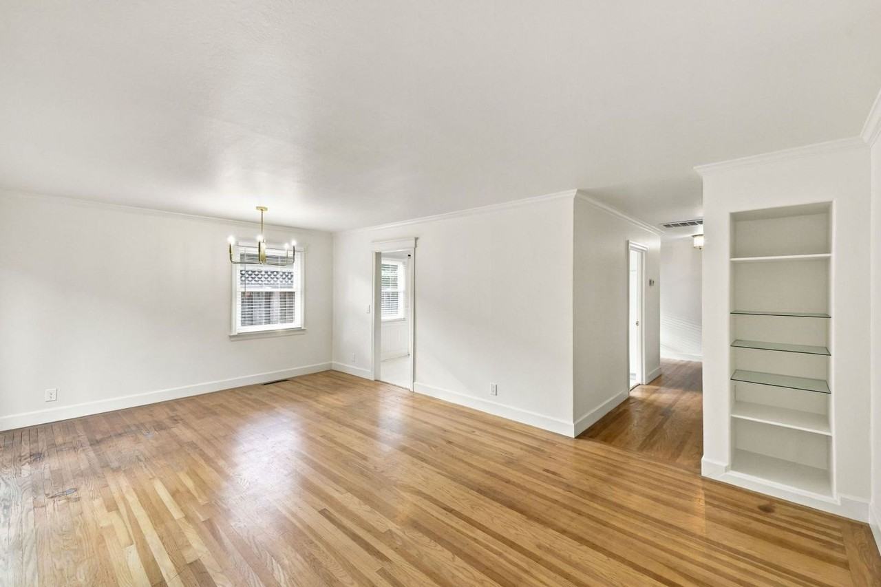 3223 Bryant St - Photo 2 of 16