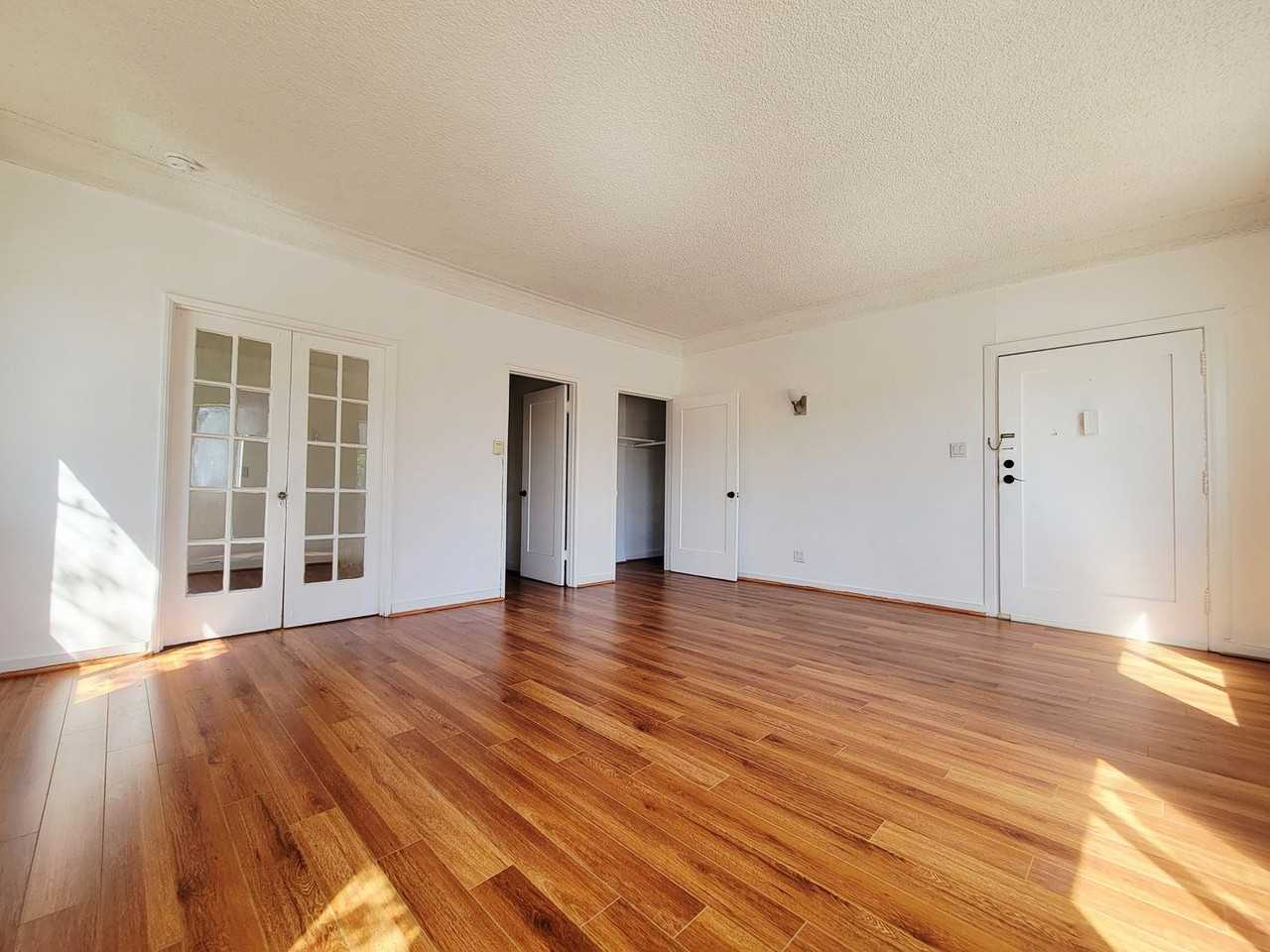 5671 La Mirada Ave - Photo 3 of 13