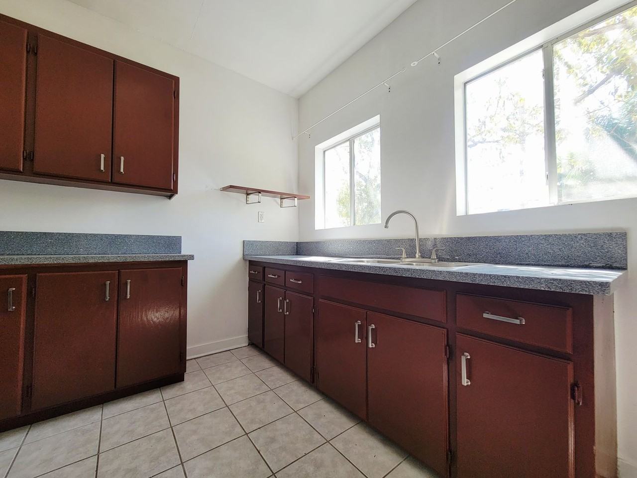 5671 La Mirada Ave - Photo 7 of 13