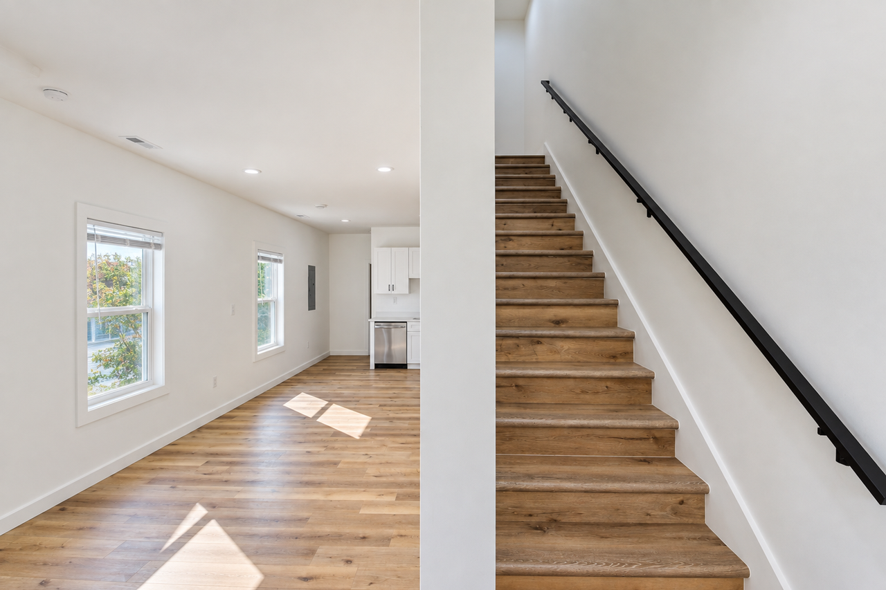 132 Stone Dr - Photo 2 of 20