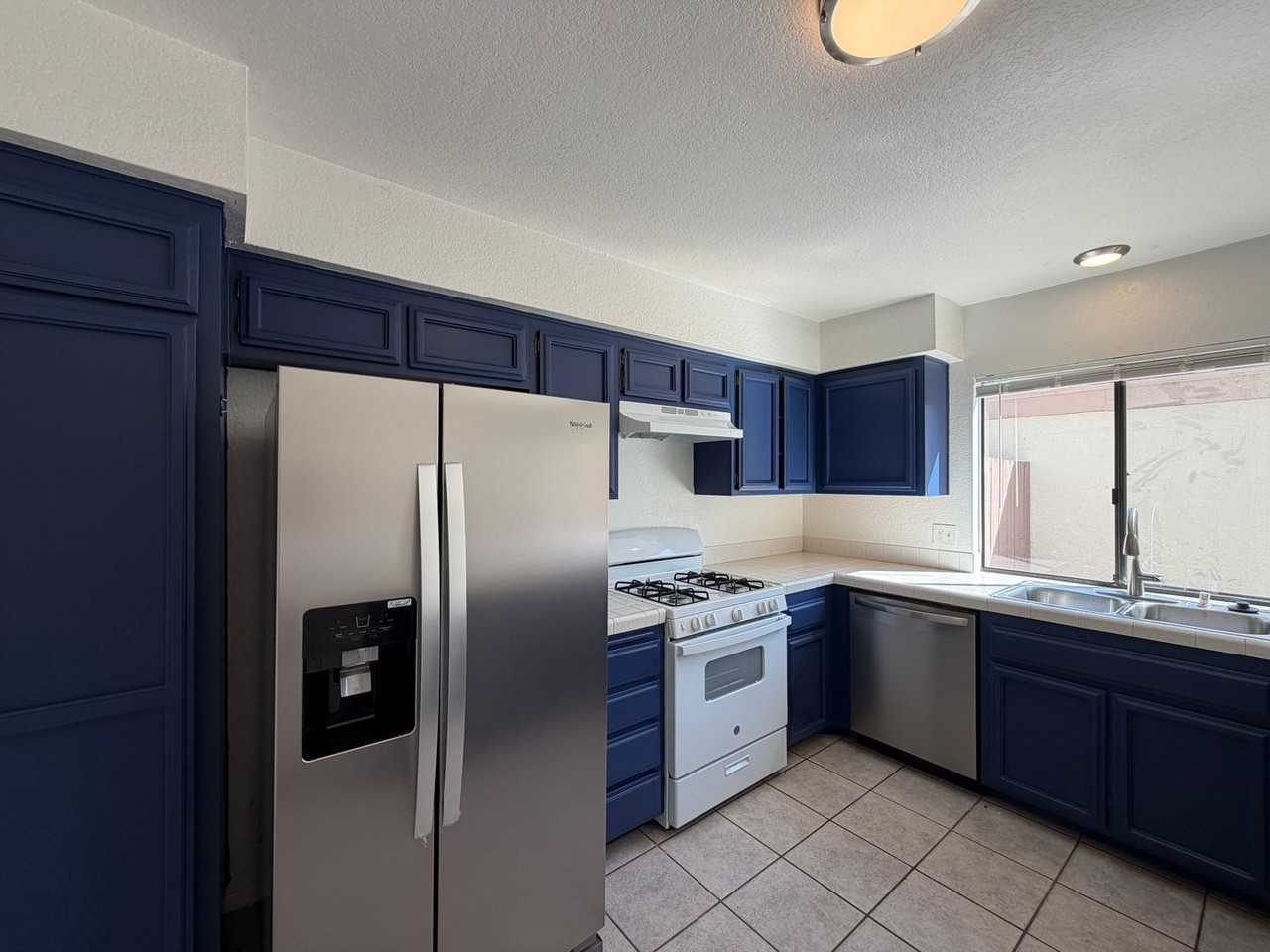 3033 Via Sabinas - Photo 2 of 31