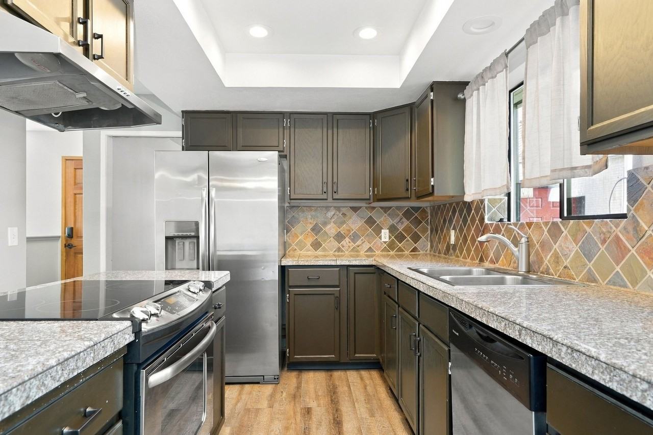 21648 Se 268th St - Photo 2 of 22