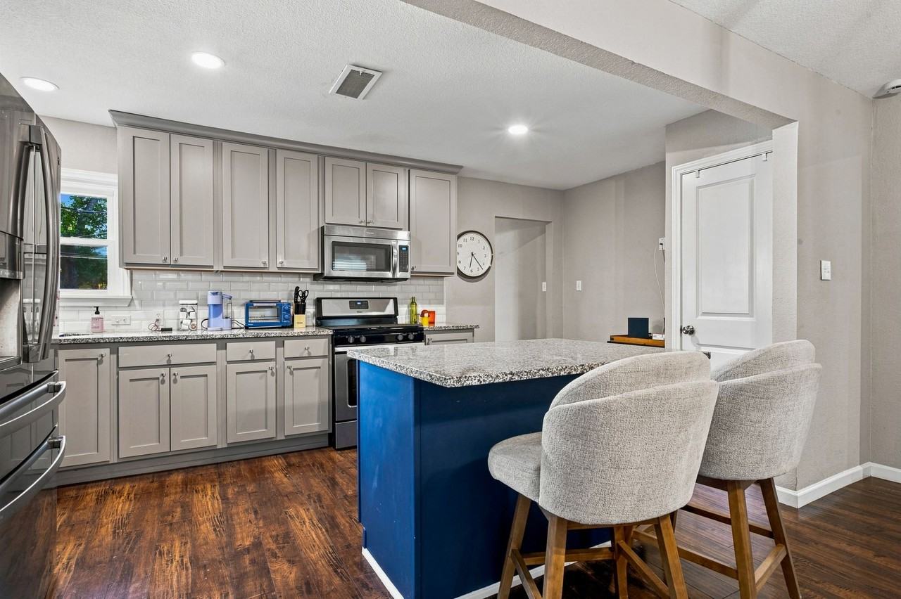 3619 Kell St - Photo 7 of 28
