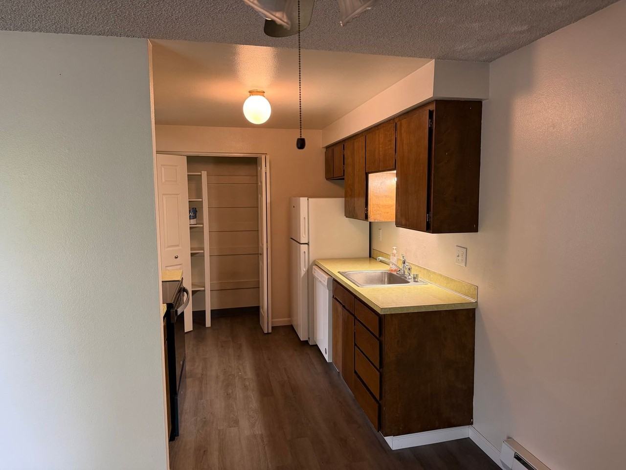 210 N 15th St - Photo 6 of 12