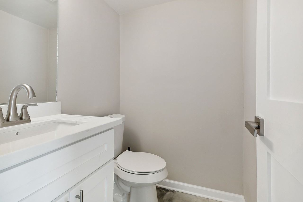400 Sugar Pine St Apt D - Photo 6 of 13