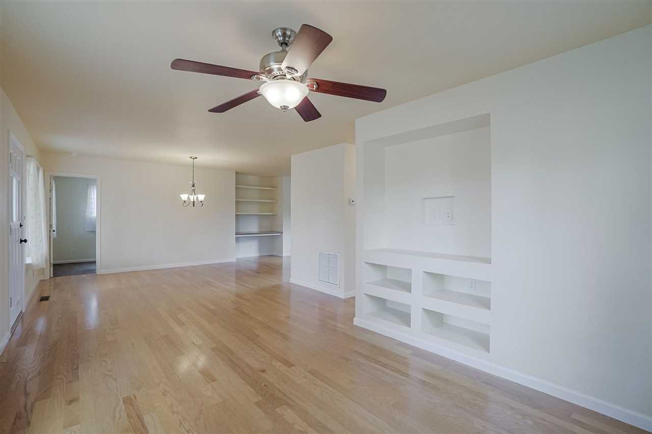 2111 Nolte Dr - Photo 6 of 35