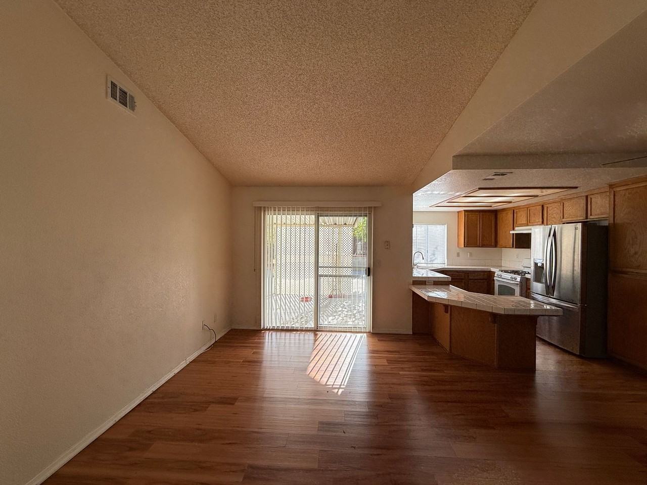 45414 17th St E - Photo 5 of 18