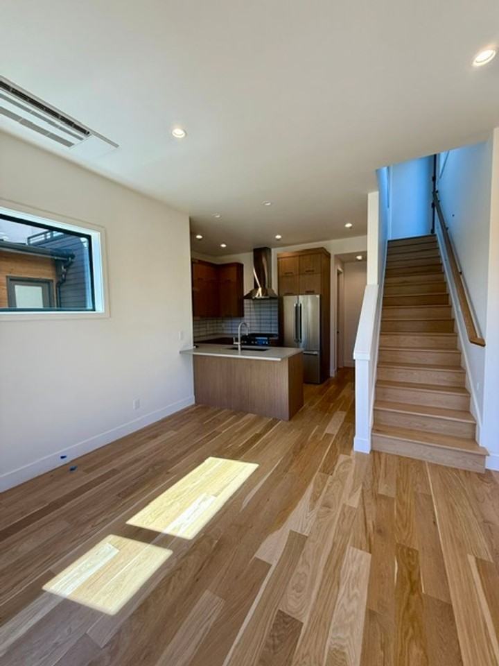 3336 Nw Celilo Ln #1 - Photo 6 of 48