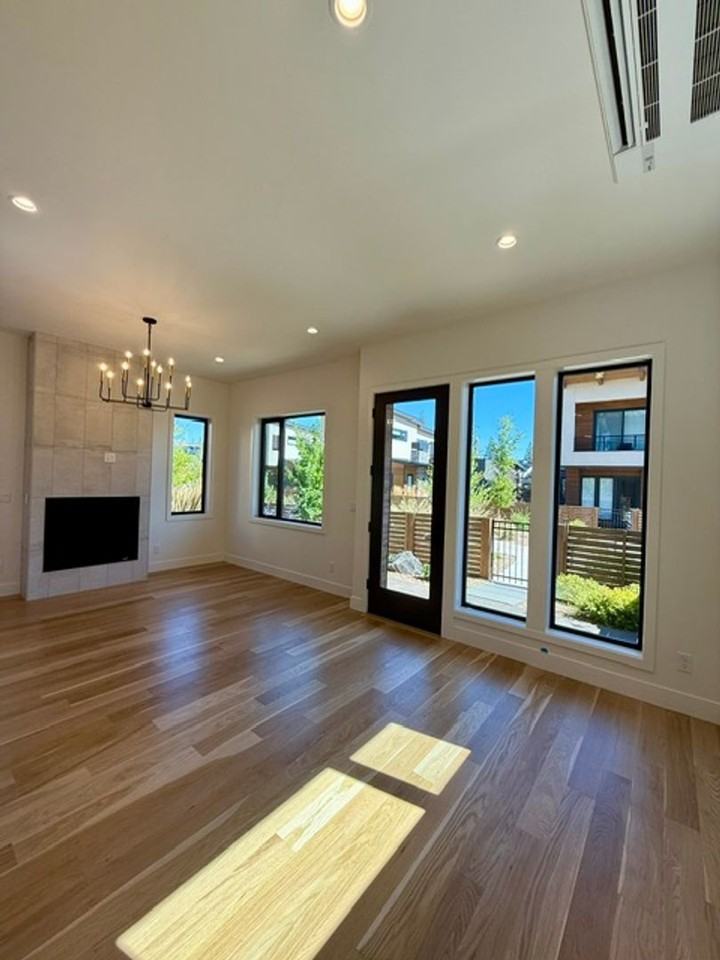 3336 Nw Celilo Ln #1 - Photo 7 of 48