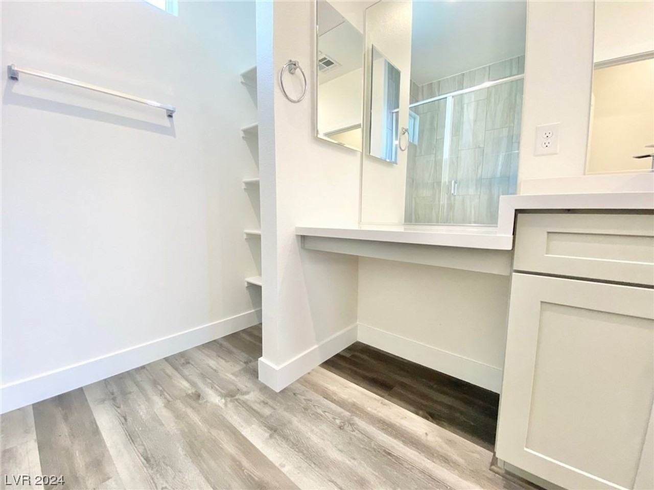 1170 Prospering Creek St - Photo 5 of 14