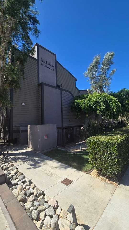 1116 E Palmer Ave #7 - Photo 2 of 21