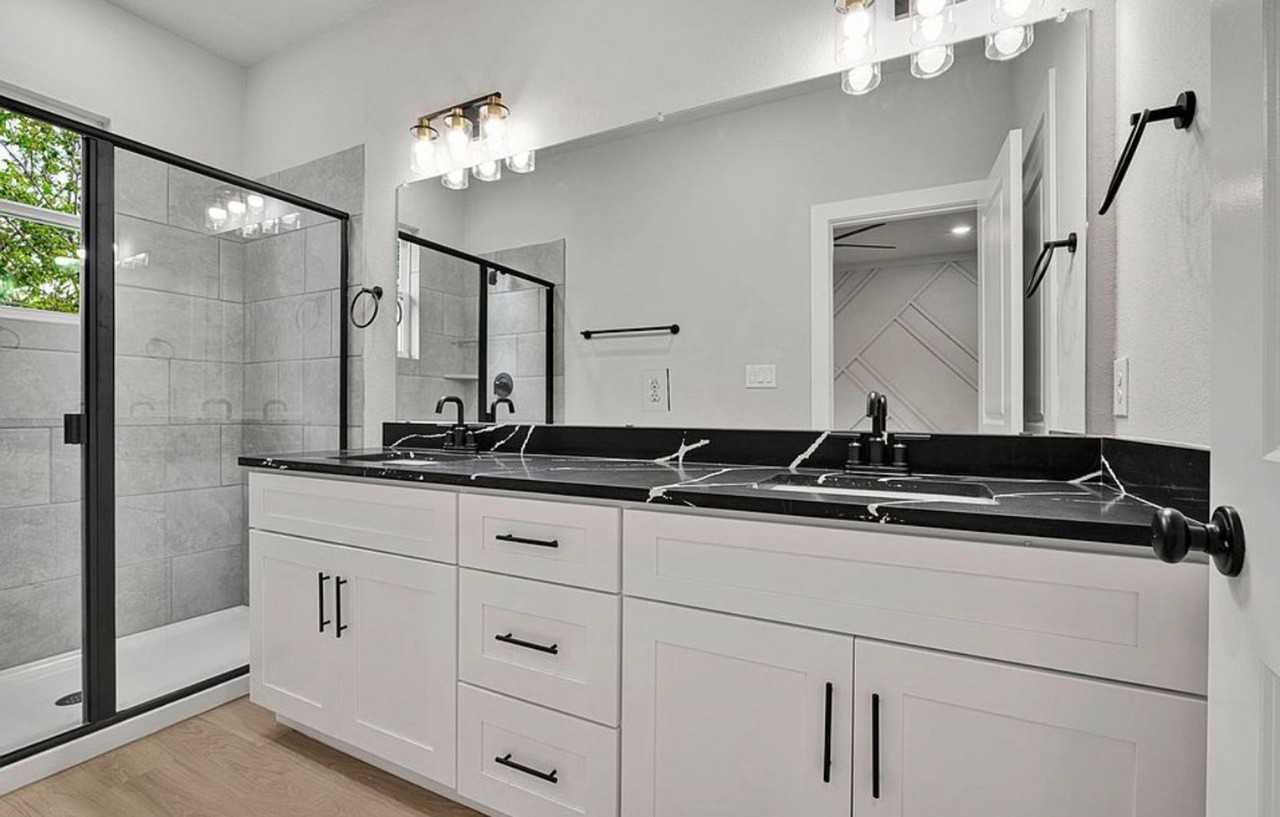 521 Dakota St - Photo 5 of 12