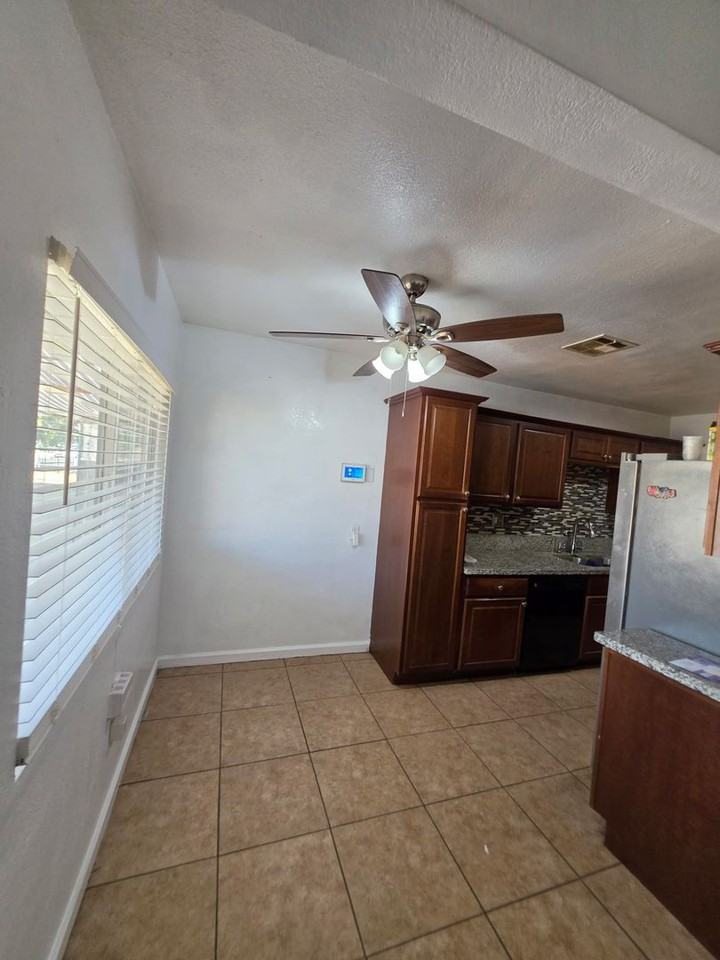 1225 Castaic Ave - Photo 7 of 14