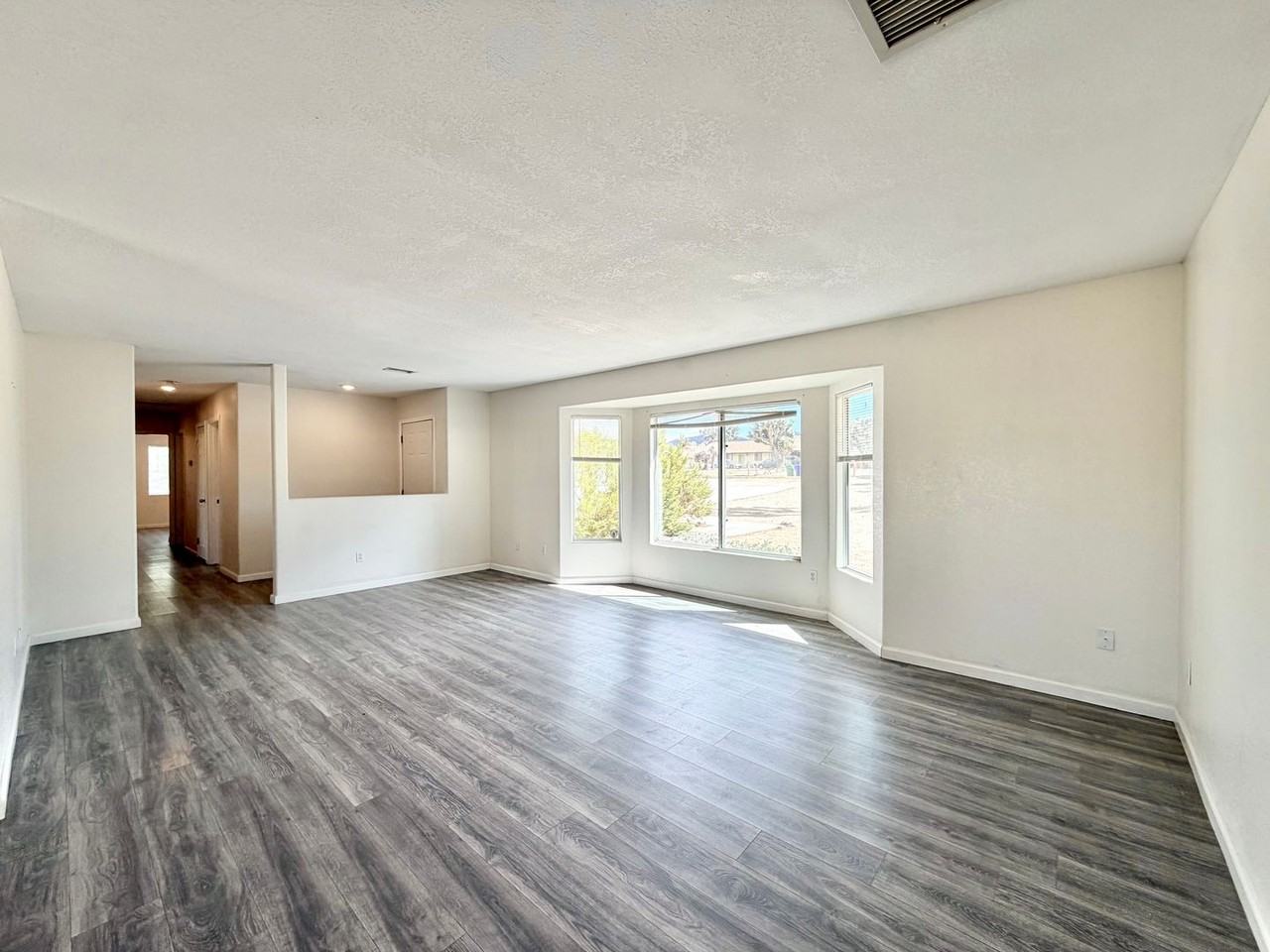 57826 Joshua Ln - Photo 3 of 27