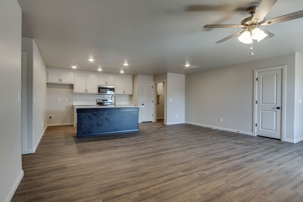 400 Keiths Way - Photo 7 of 41