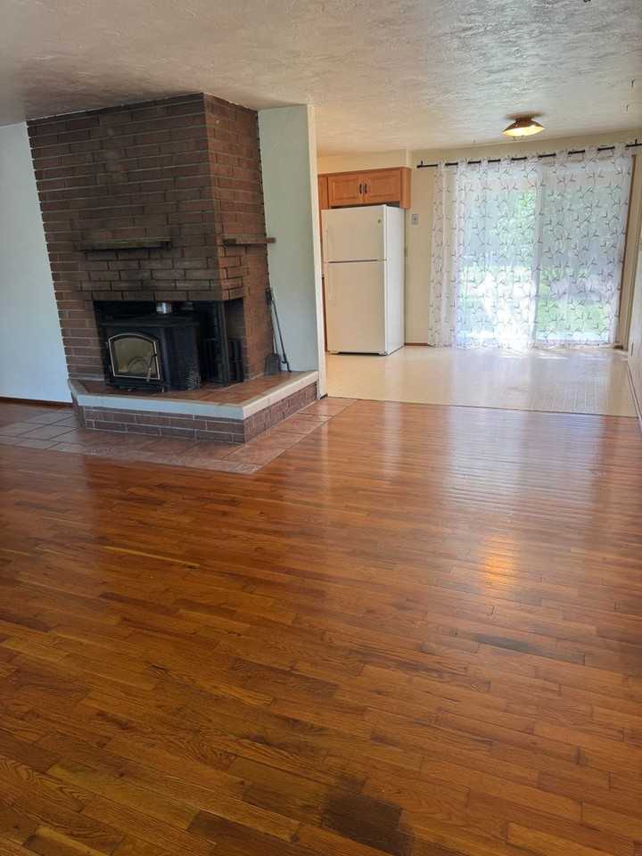 1270 W Hilliard Ln - Photo 2 of 41