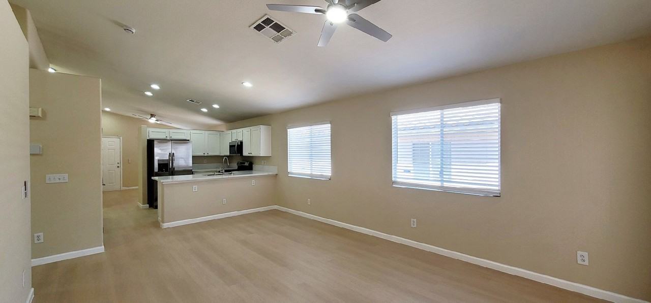 9013 Crooked Shell Ave - Photo 6 of 18