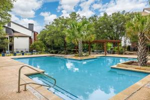 featured image of 3101 Shoreline Dr