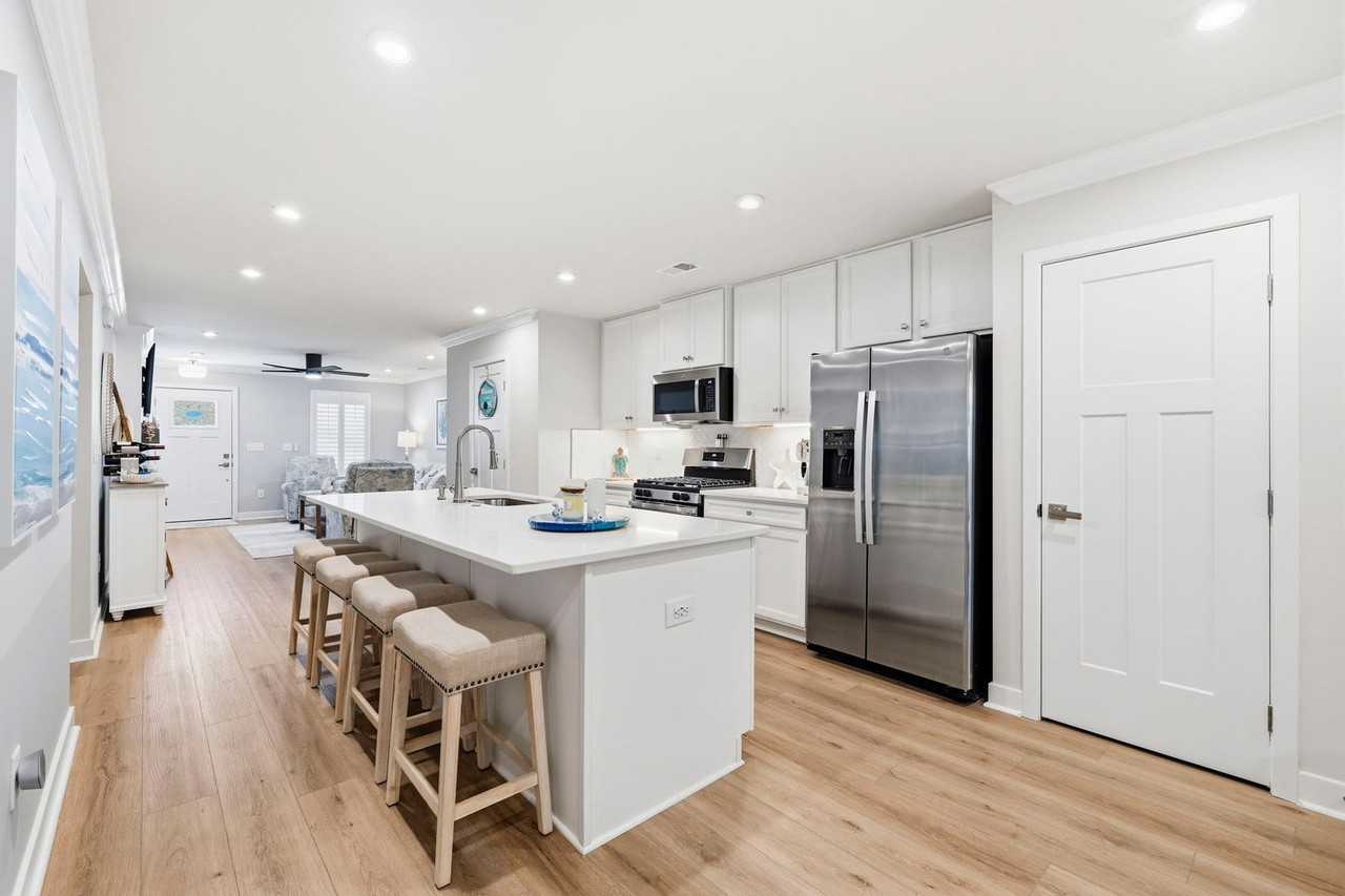 209 Bent Green Ct - Photo 6 of 32
