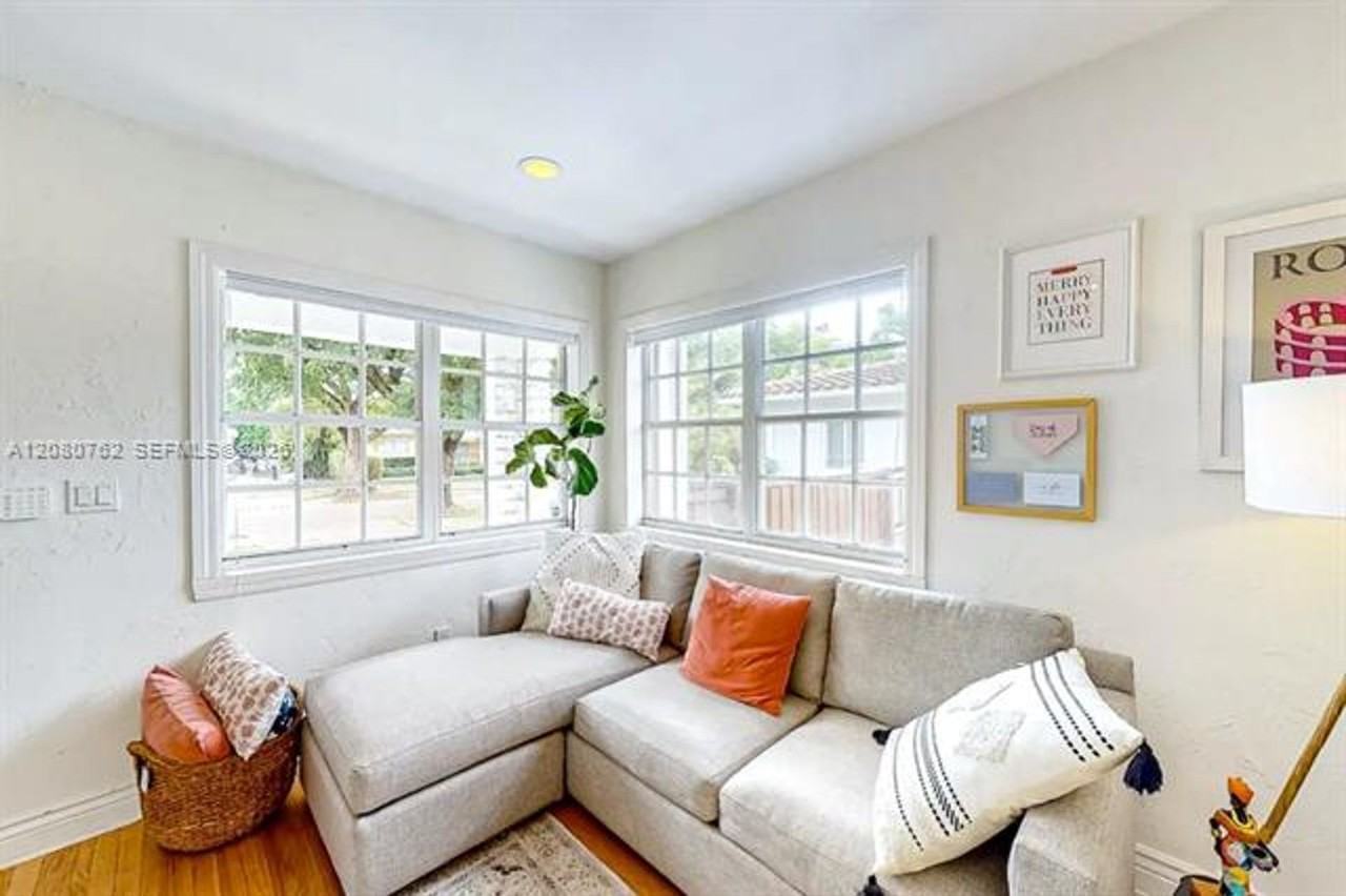 5751 Sw 11th St #5751 - Photo 5 of 24