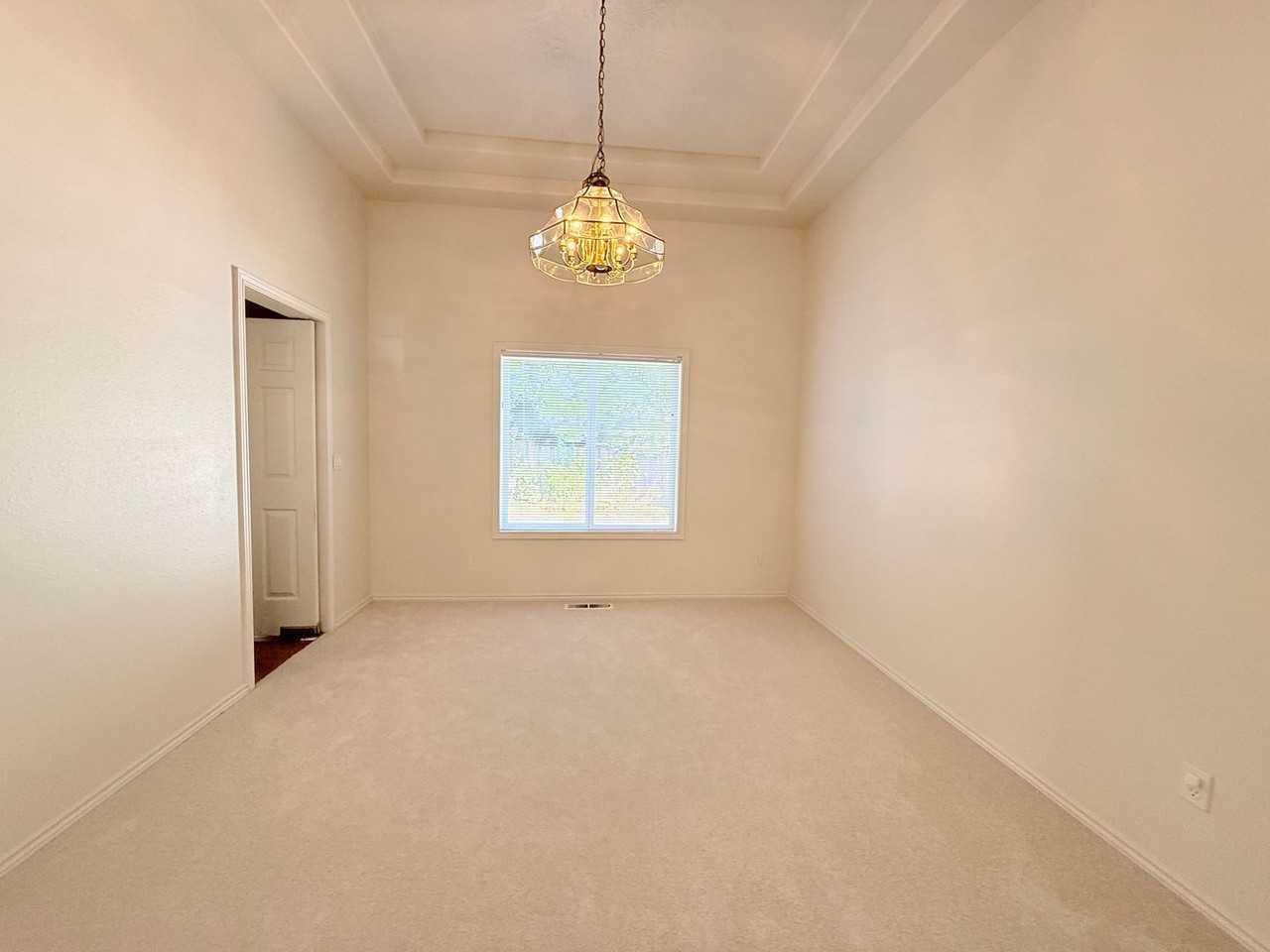 16775 Sw Springwater Ln - Photo 7 of 36