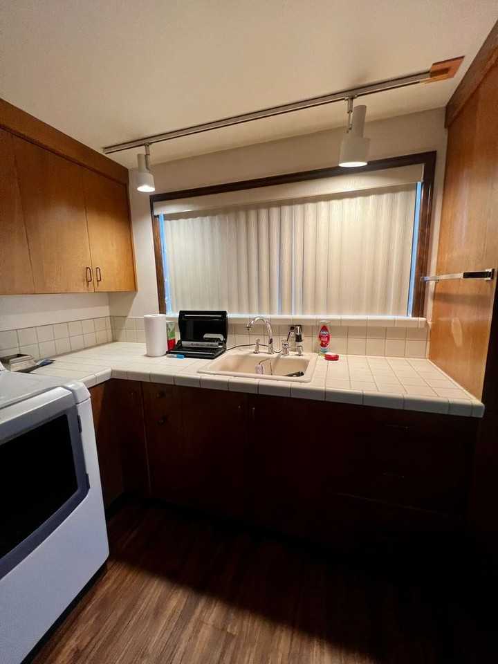 4079 Saltspring Dr - Photo 7 of 29