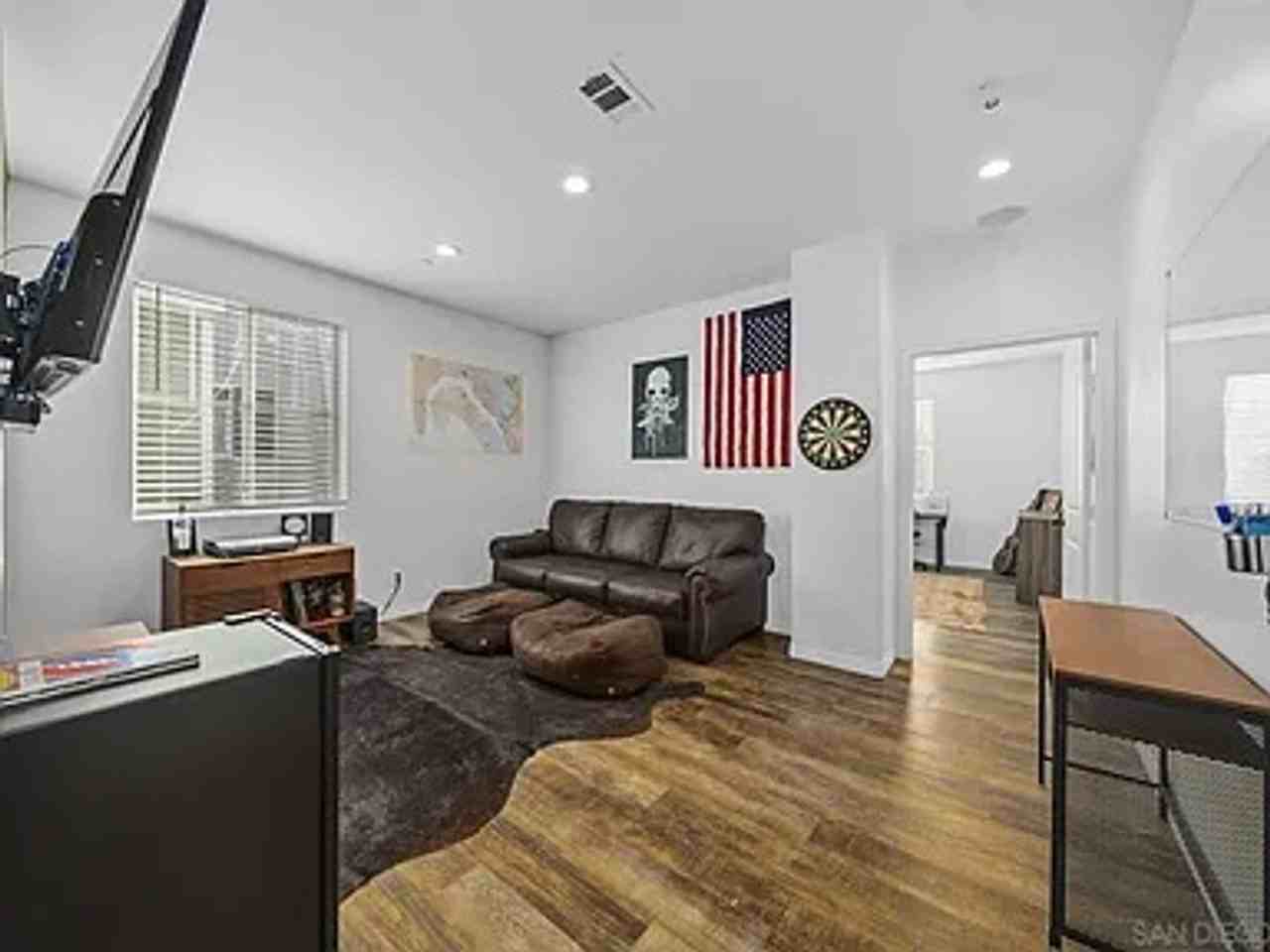 524 Heron Ln - Photo 7 of 20