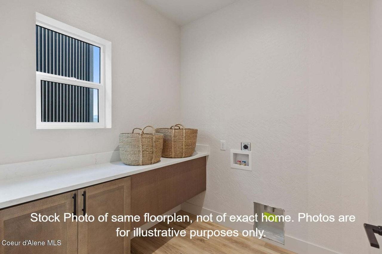 902 E Hastings Ave - Photo 3 of 18