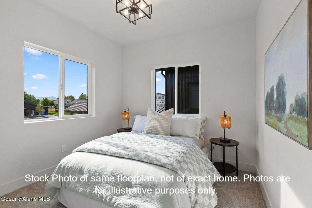 902 E Hastings Ave - Photo 6 of 18