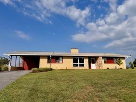 221 Grandview Dr - Photo 1 of 1