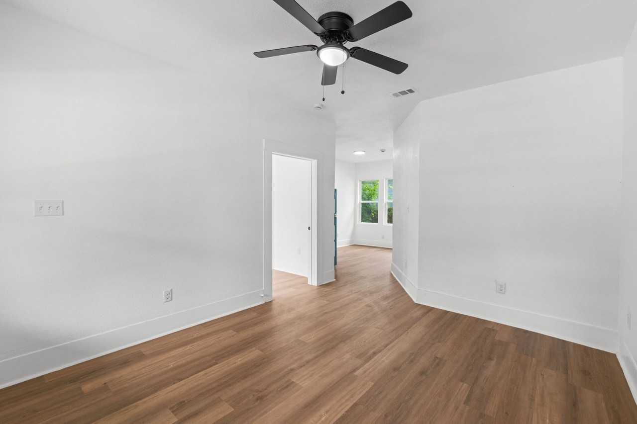 1200 W Magnolia Ave - Photo 4 of 29