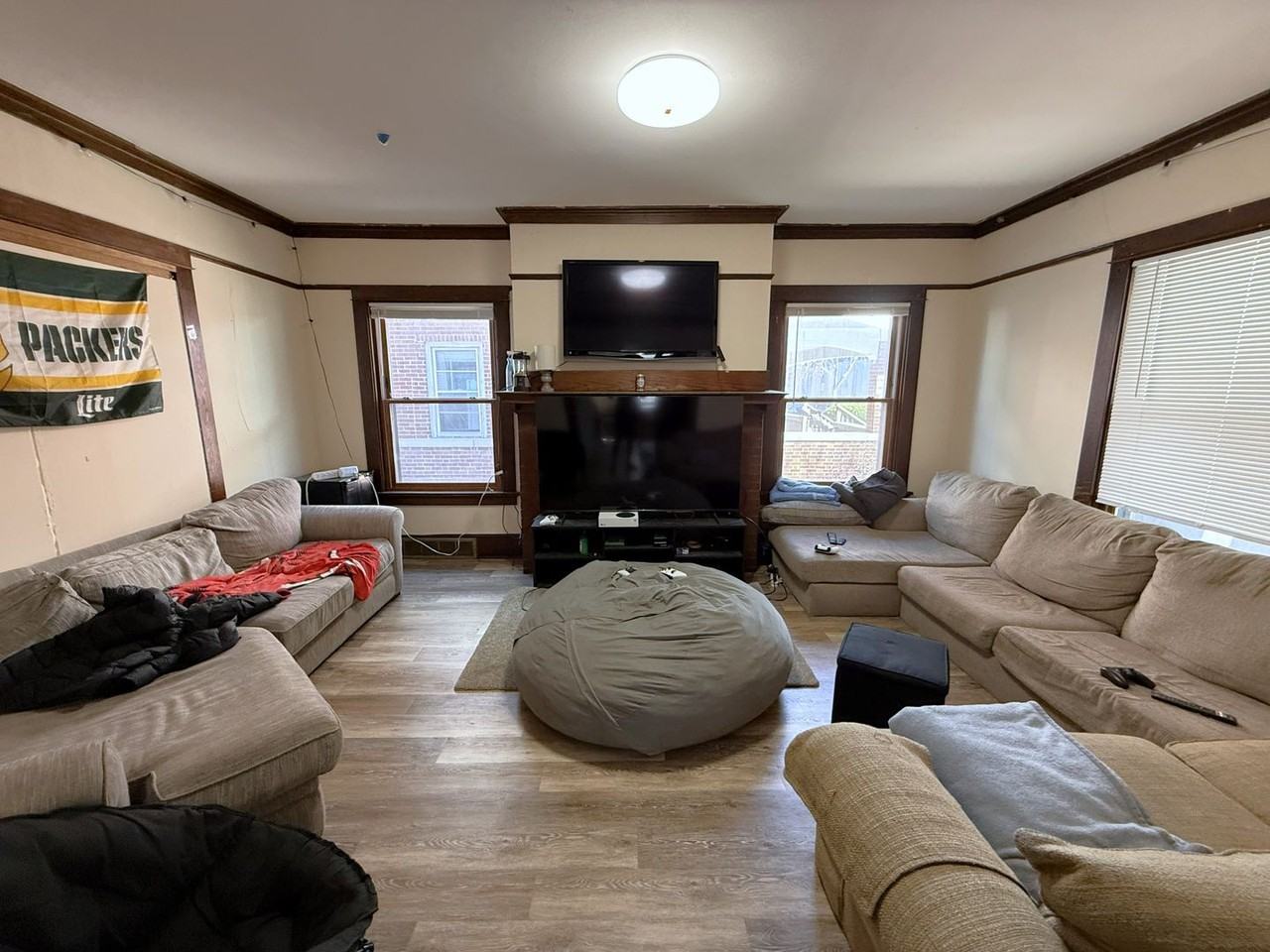 104 N Breese Ter - Photo 7 of 50