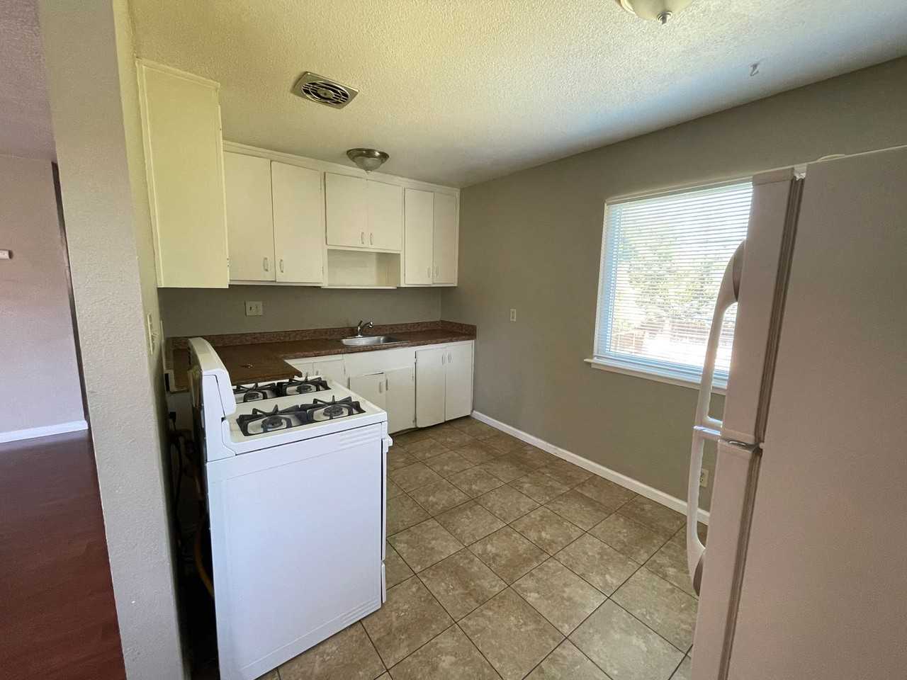 7535 Cook Ave #A - Photo 4 of 7
