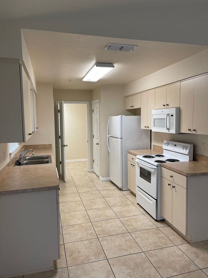 8130 Juniper Rd - Photo 4 of 16