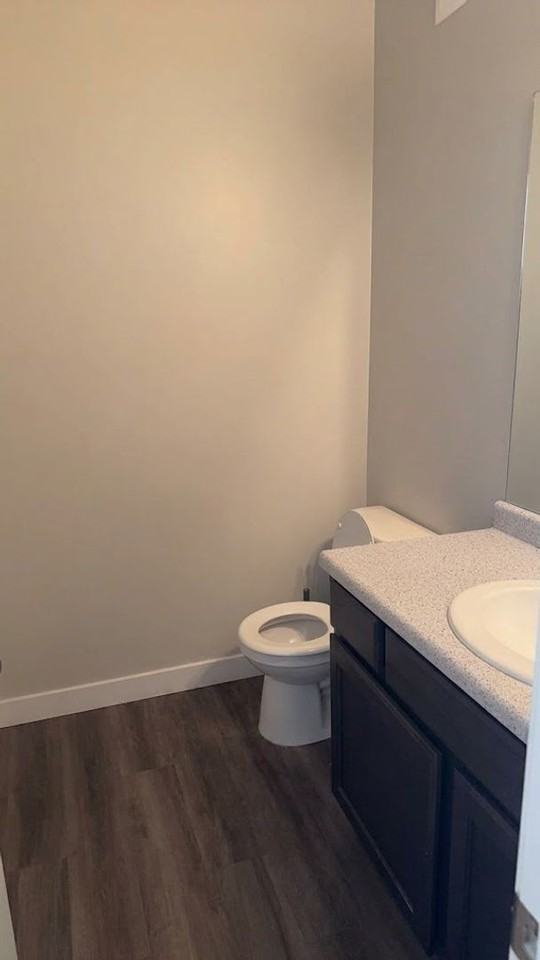 823 N Wellington Ct - Photo 6 of 20