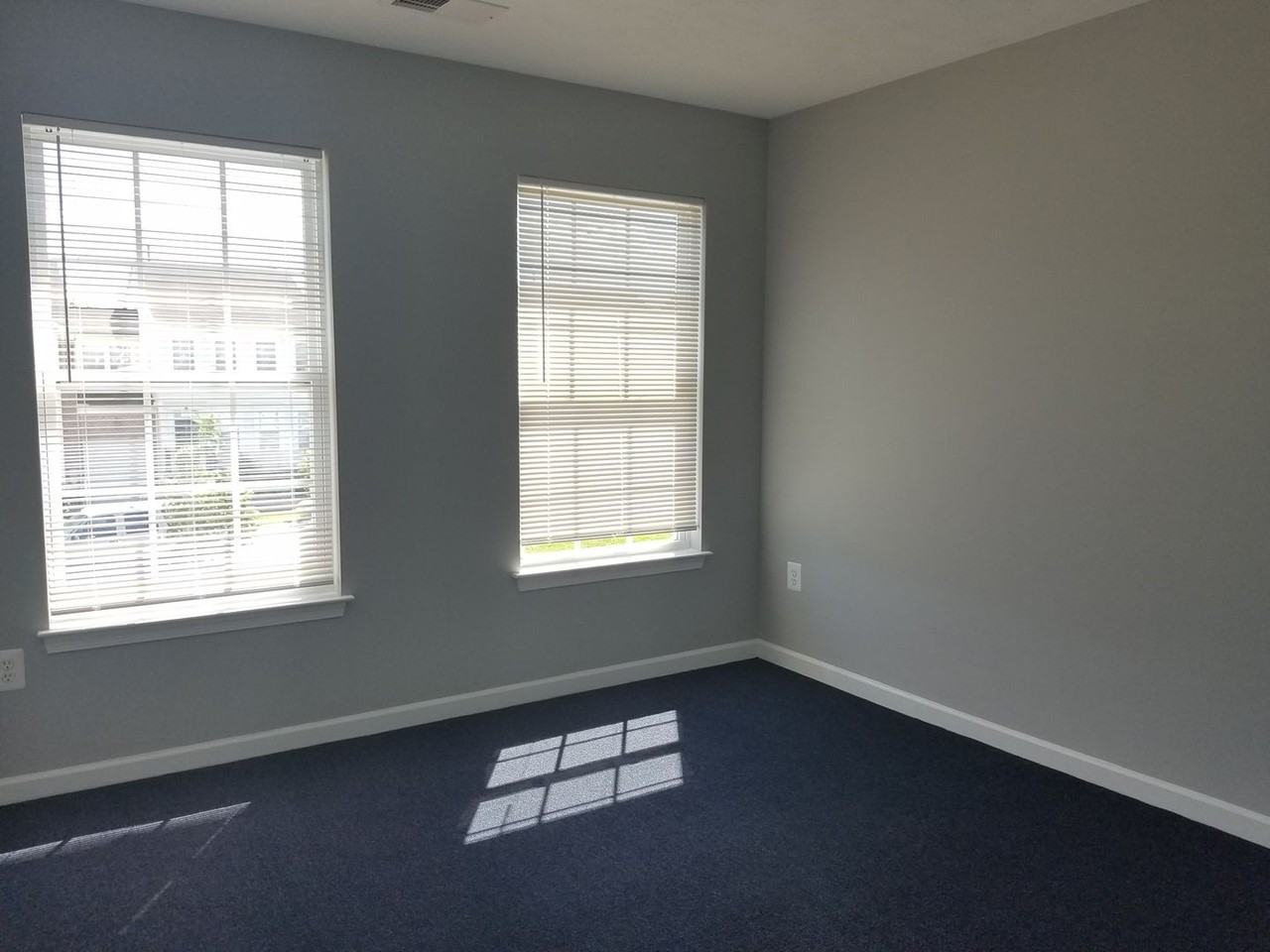603 Mcconnell Ct - Photo 5 of 13