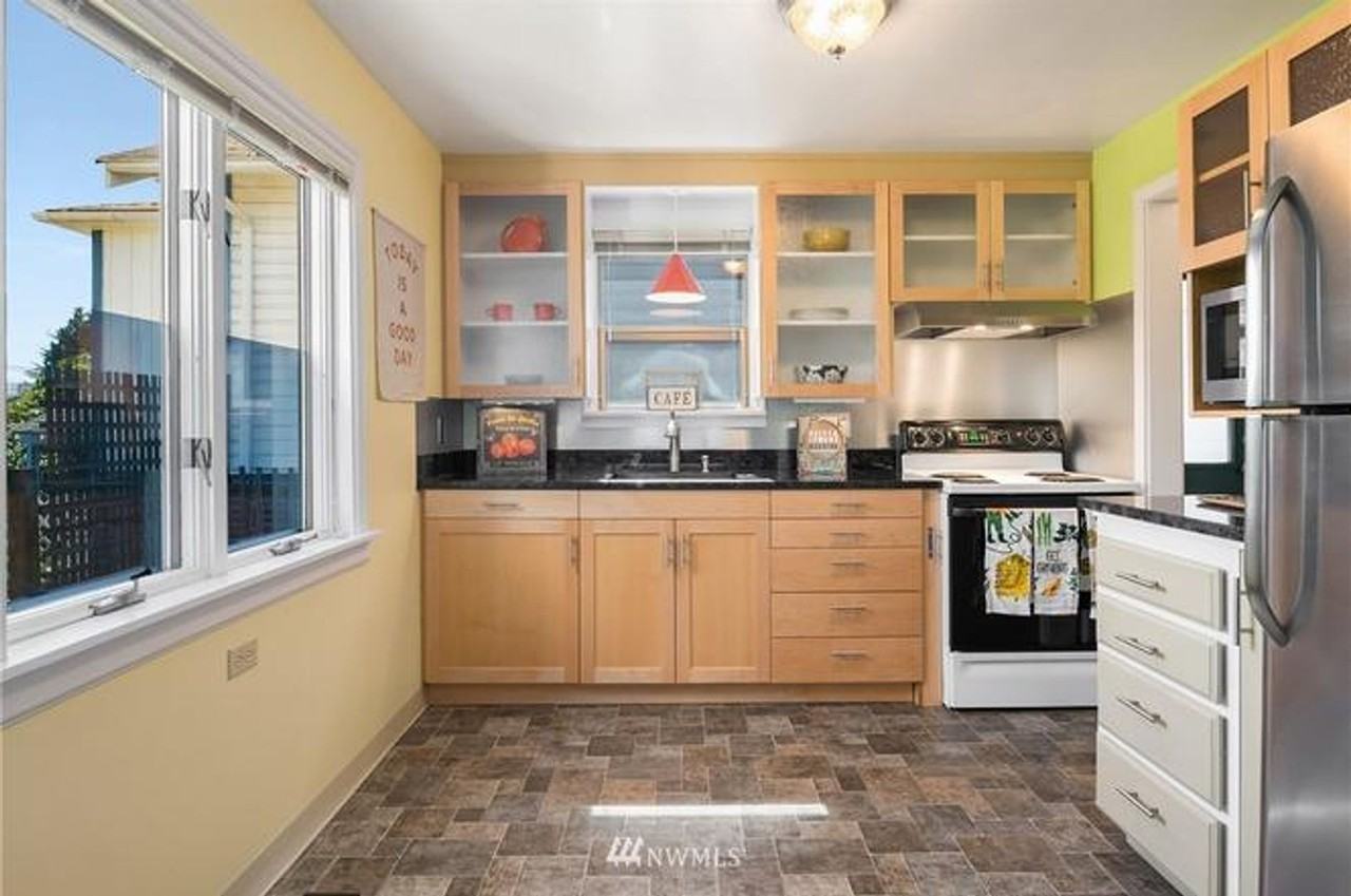 9227 18th Ave Sw - Photo 5 of 19
