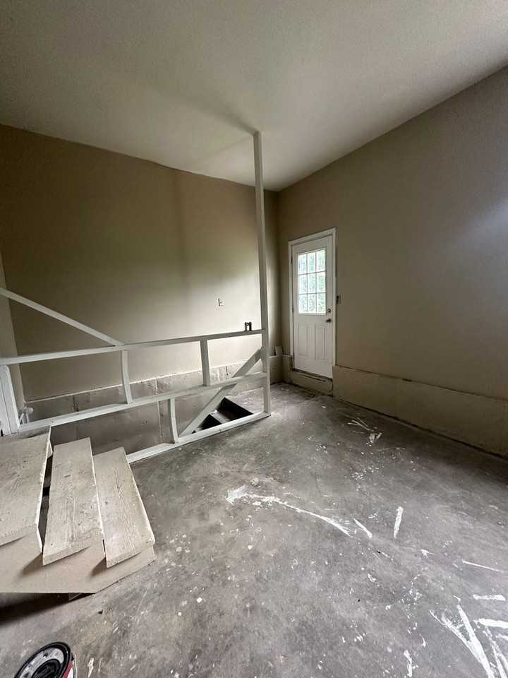 7301 S Benton Ave - Photo 5 of 10