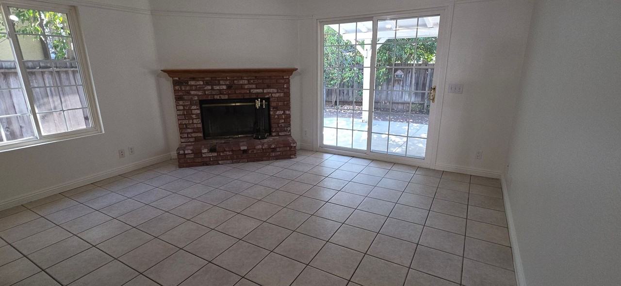 143 Timber Rd - Photo 4 of 9