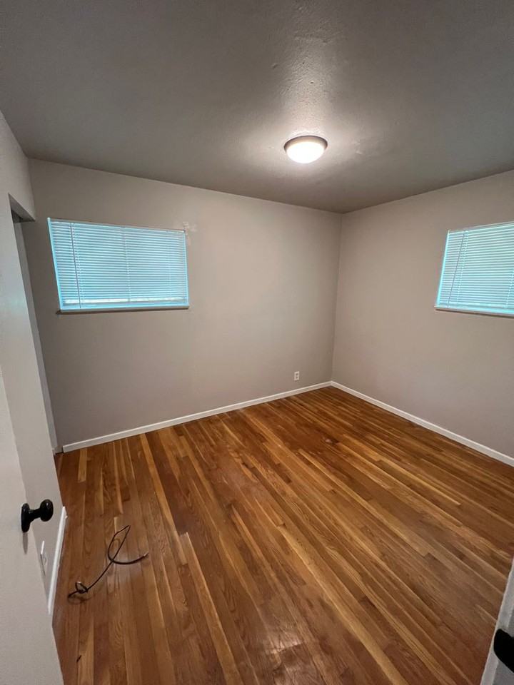 127 Ben Nevis Rd - Photo 4 of 9